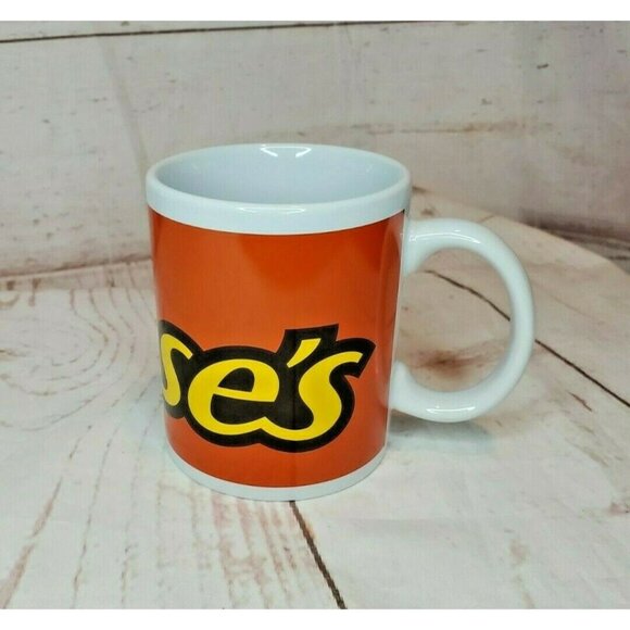 Reese's Peanut Butter Cup Coffee Mug - Candy-Inspired Hot Cocoa Cup by Galerie - Picture 5 of 11